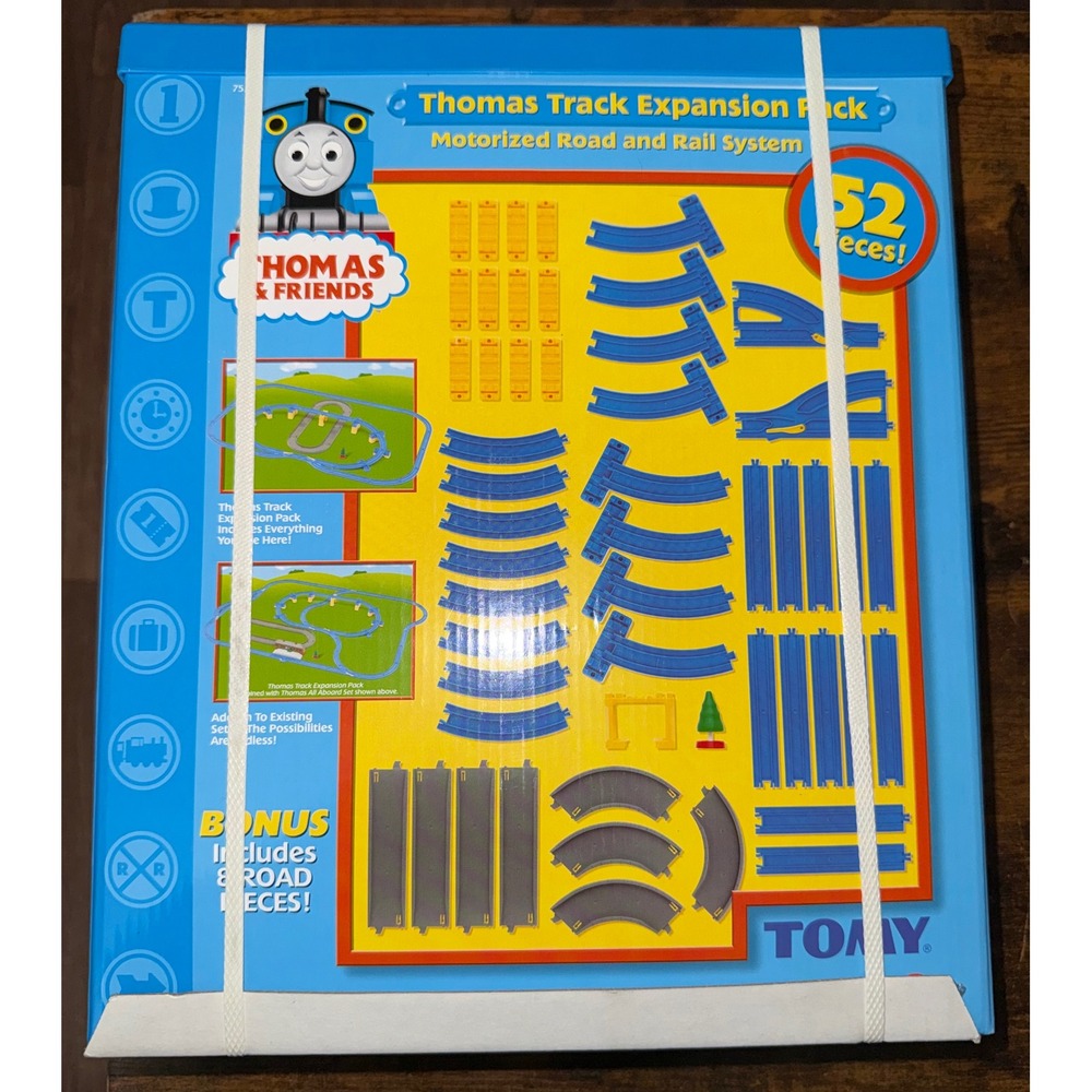 Tomy Thomas & Friends Motorized Road and Rail Track Expansion Pack 52pc 7534 NEW